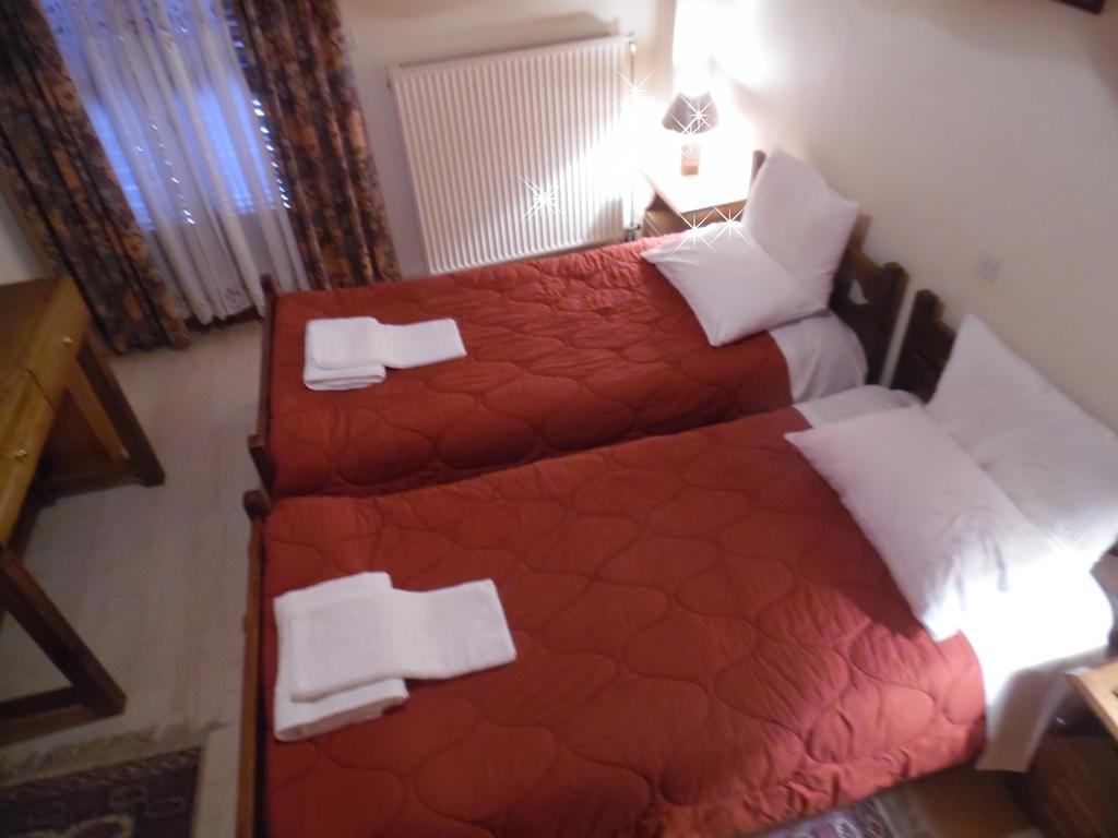 Mikrón Khoríon Elatos Rooms חדר תמונה